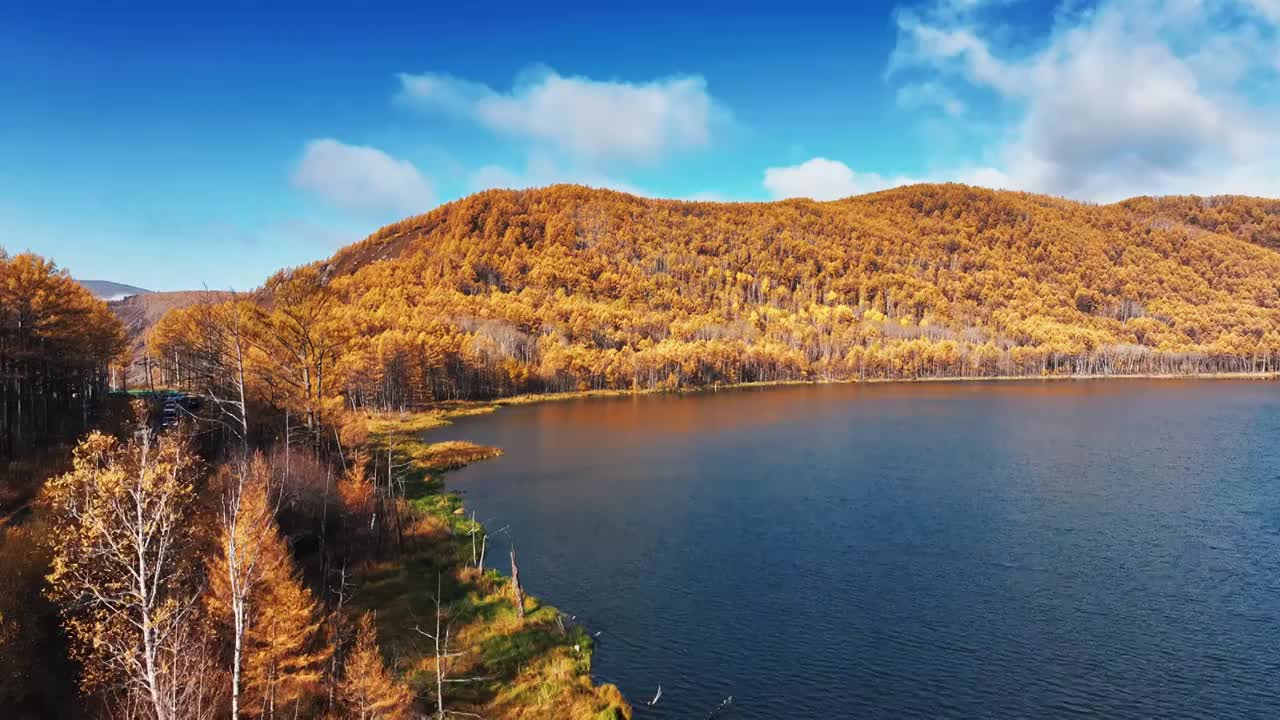 阿尔山乌苏浪子湖航拍大气4K风景视频素材