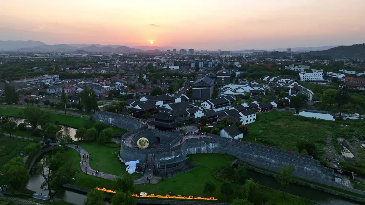 宁波慈城东大门骢马河航拍，慈城宣传片，航拍4k，宁波宣传片，古镇日落，国家历史文化名城视频素材