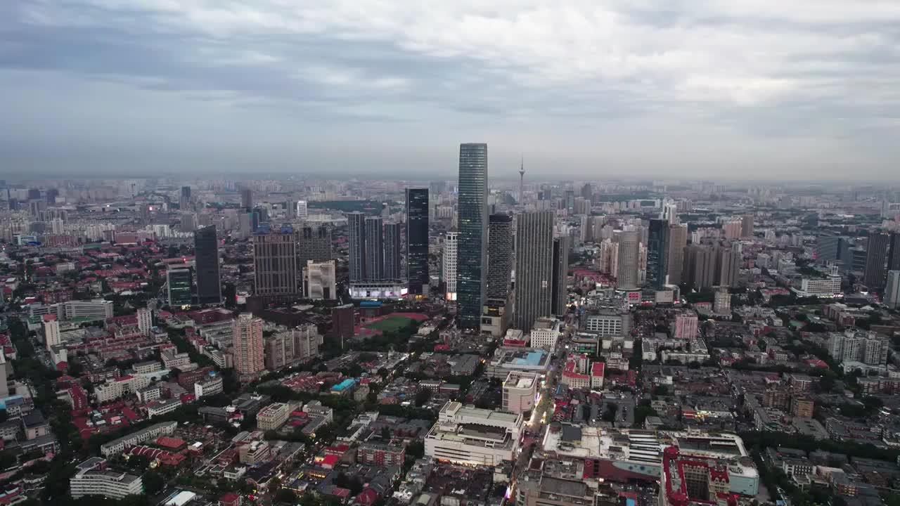 天津津湾海河沿岸商务金融中心城市建筑日落风光航拍视频素材