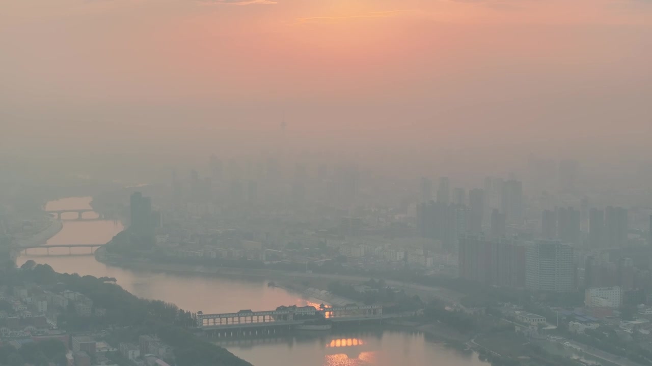 高视角周口沙颍河大闸船闸日出大场景视频素材