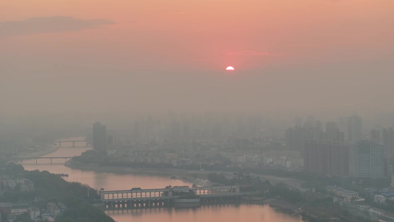 高视角周口沙颍河大闸船闸日出大场景视频素材