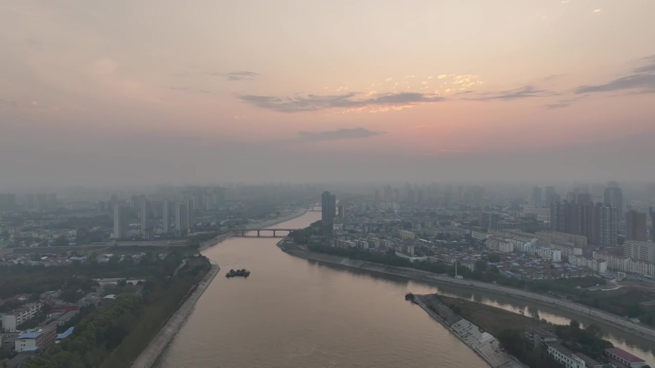 高视角周口沙颍河大闸船闸日出大场景视频素材