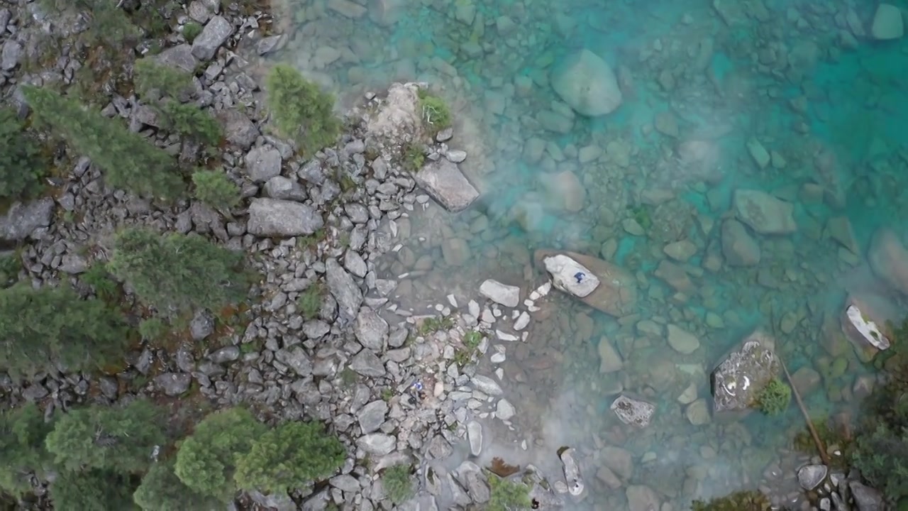 川西雪山湖泊风光视频素材