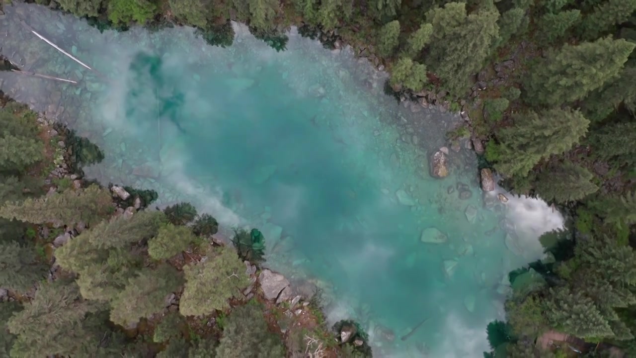 川西雪山湖泊风光视频素材