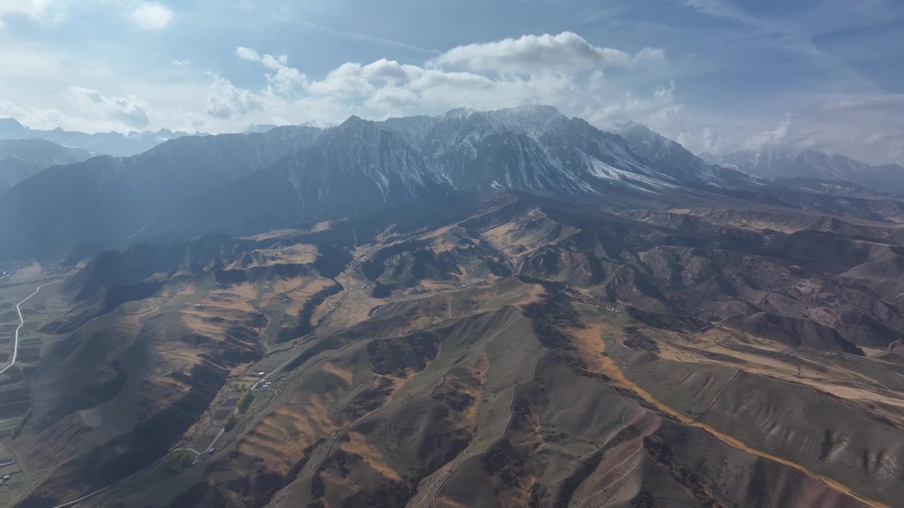 祁连山秋色视频素材