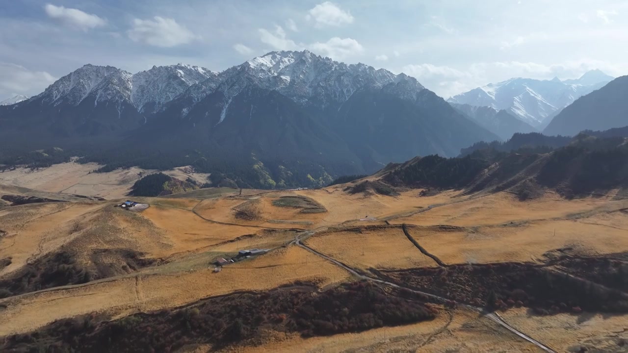 祁连山秋色视频素材