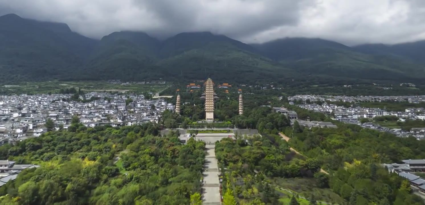 云南大理崇圣寺三塔延时视频素材