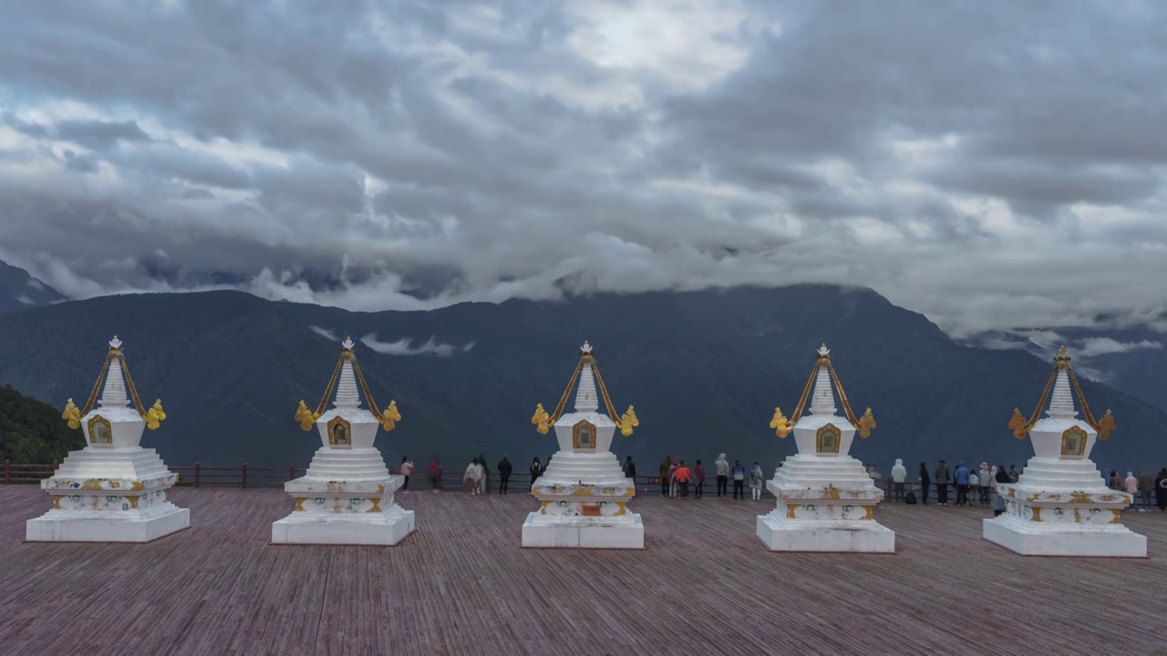 飞来寺梅里雪山延时8K视频素材