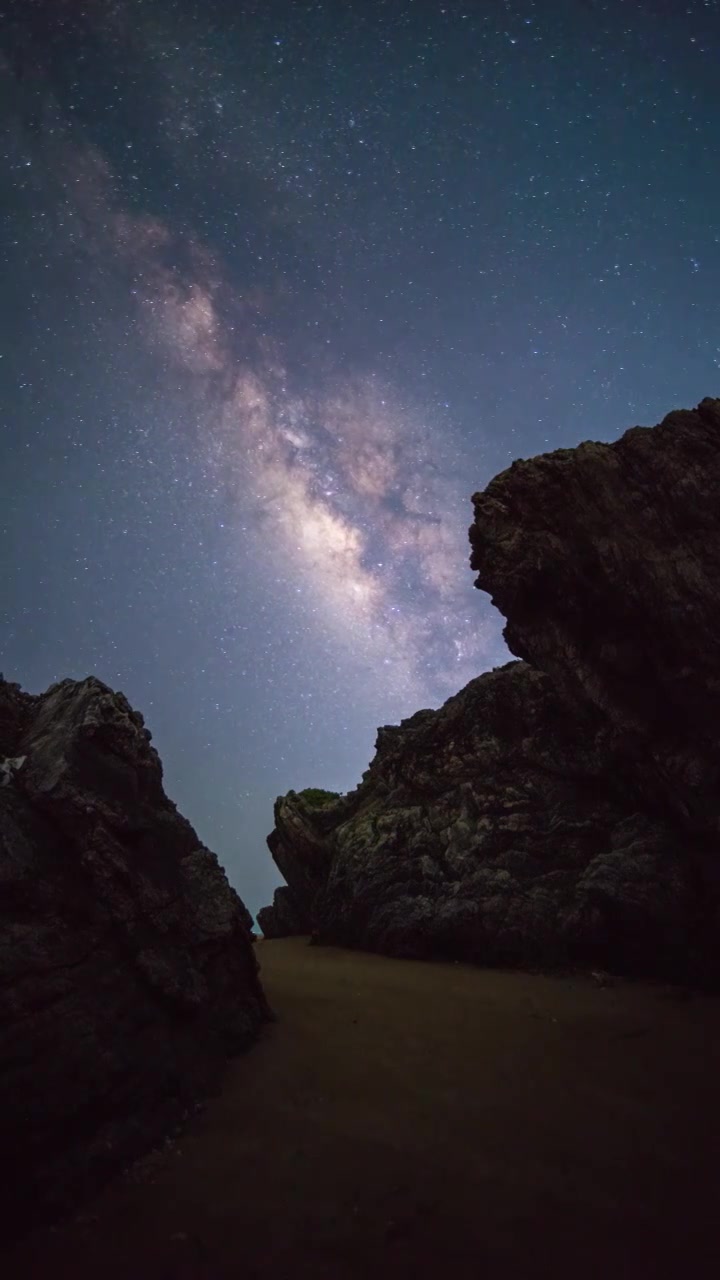 万宁山钦湾礁石银河视频素材