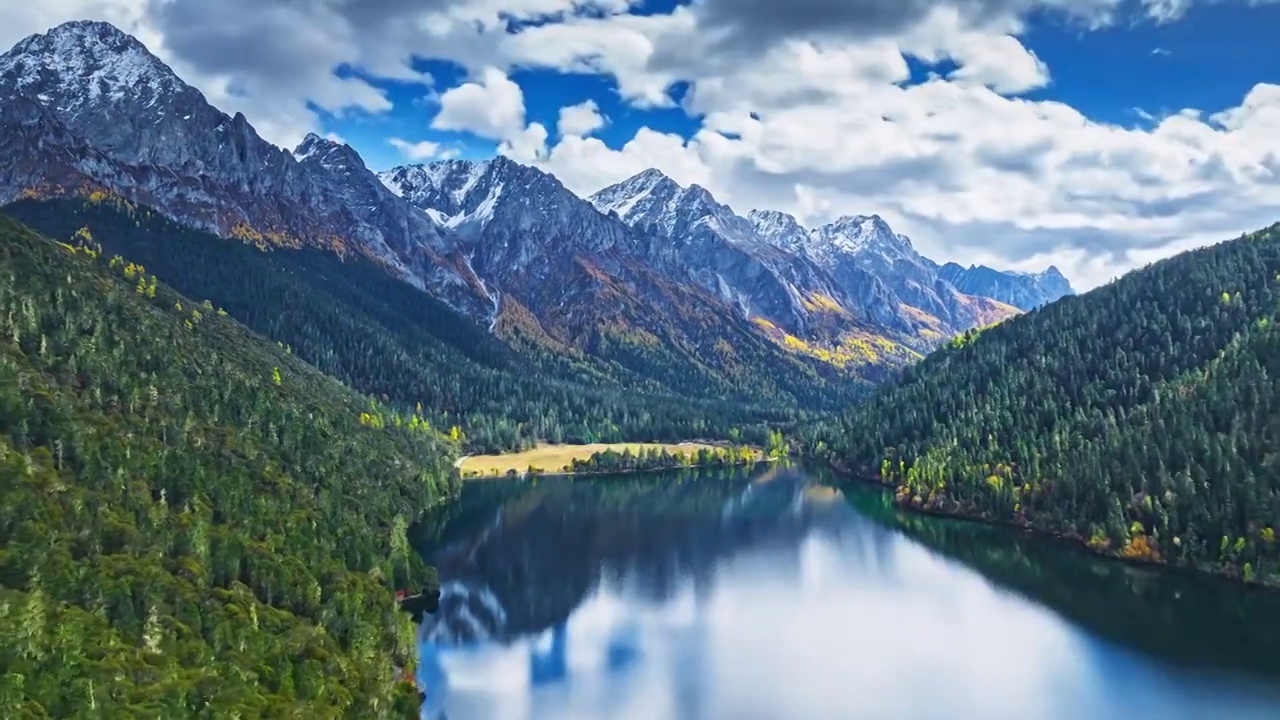 川西 高原  雪山 森林 湖泊 草甸 伍须海 风景 延时摄影视频素材