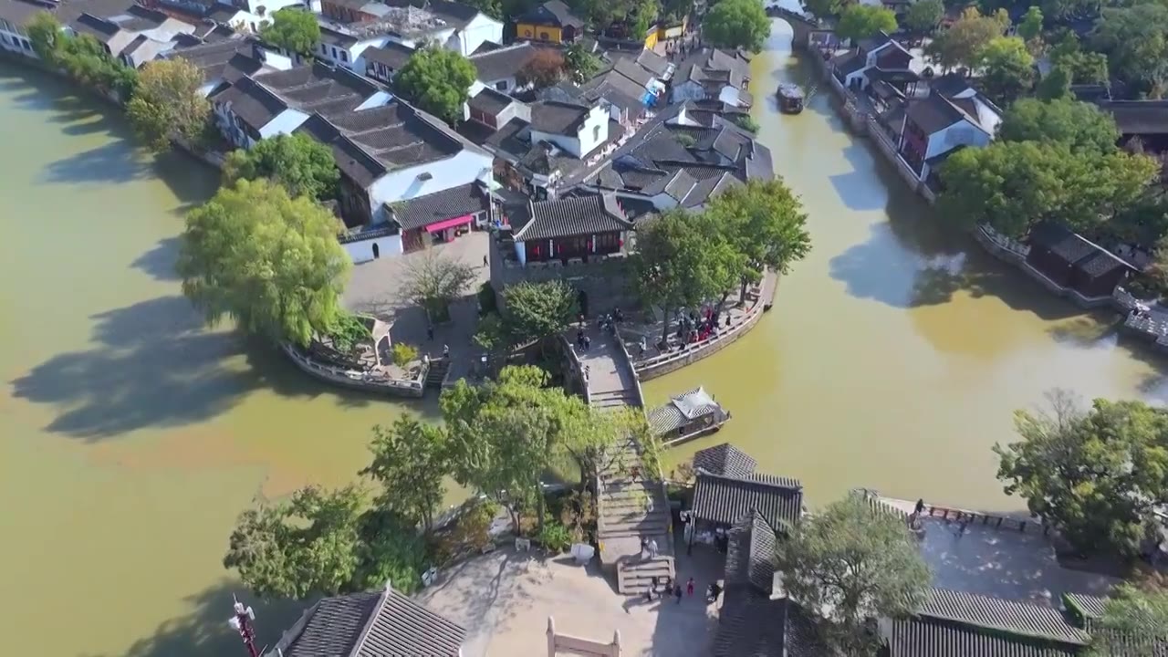 蓝天下的苏州姑苏城外寒山寺风景航拍视频素材