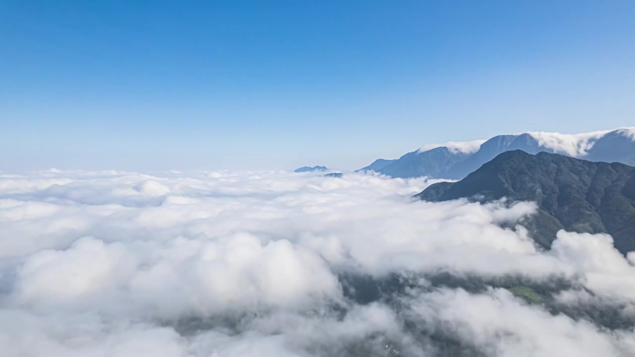 8K长江三峡流瀑云海自然风光航拍延时视频素材