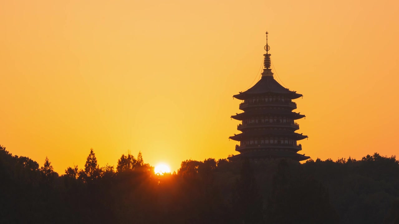 浙江杭州雷峰塔日落延时视频素材