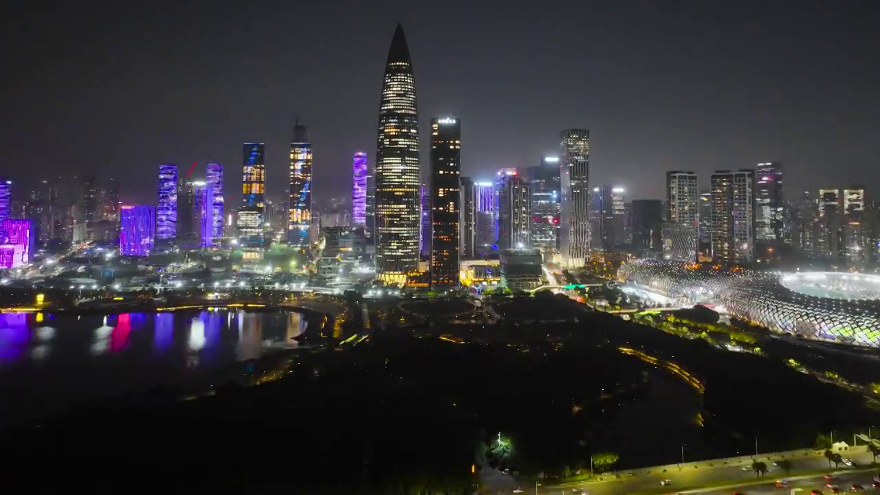 广东省深圳市南山区深圳湾一号华润大厦人才公园夜景航拍延时摄影视频素材