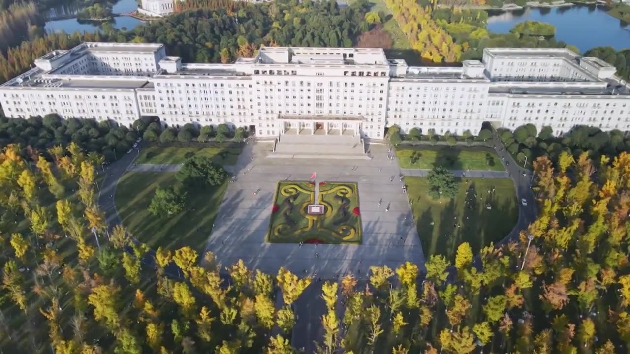 电子科技大学秋景视频素材