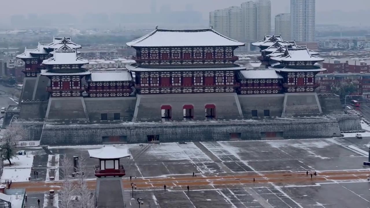 航拍隋唐洛阳城应天门雪景视频素材