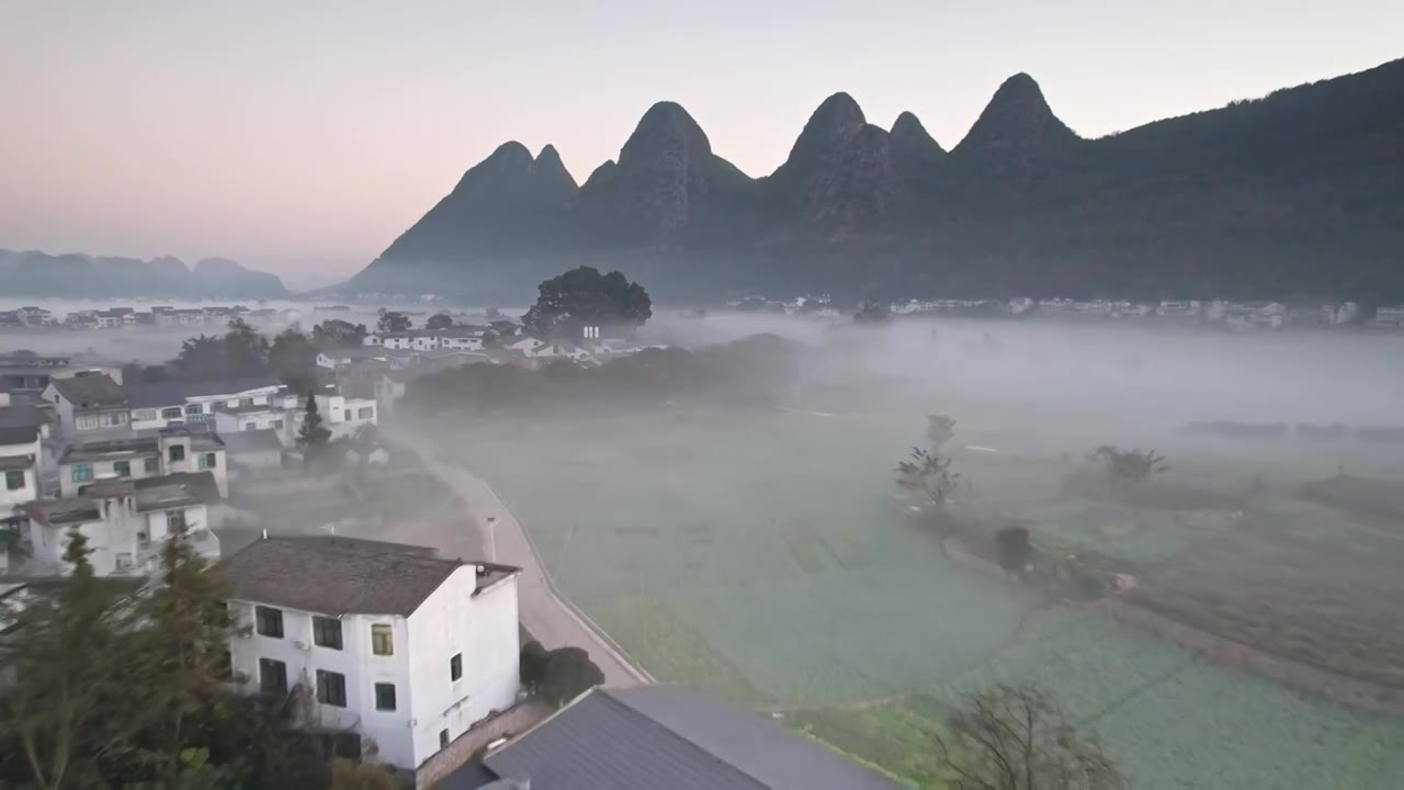 万峰林景区平流雾视频素材