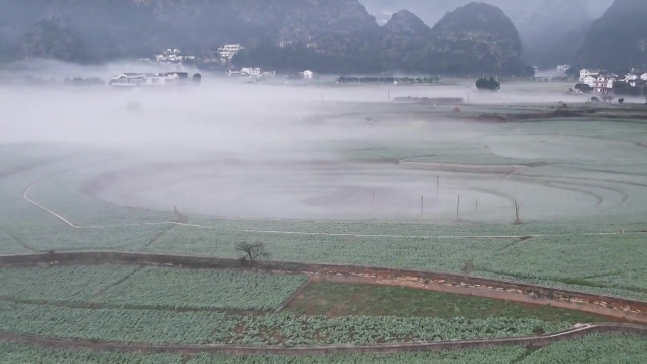 万峰林景区平流雾视频素材