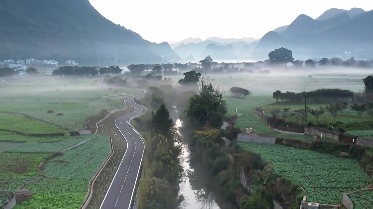 万峰林景区平流雾视频素材