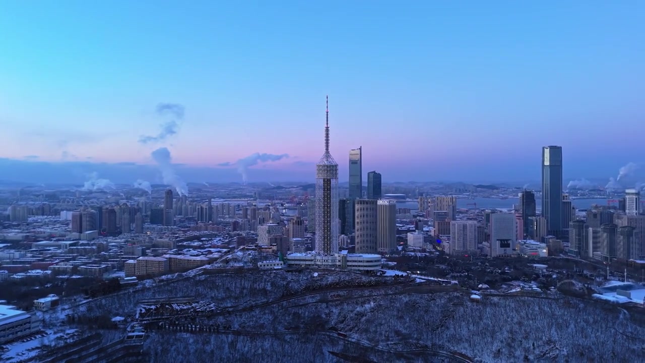 4K 航拍 大连观光塔 雪景视频素材