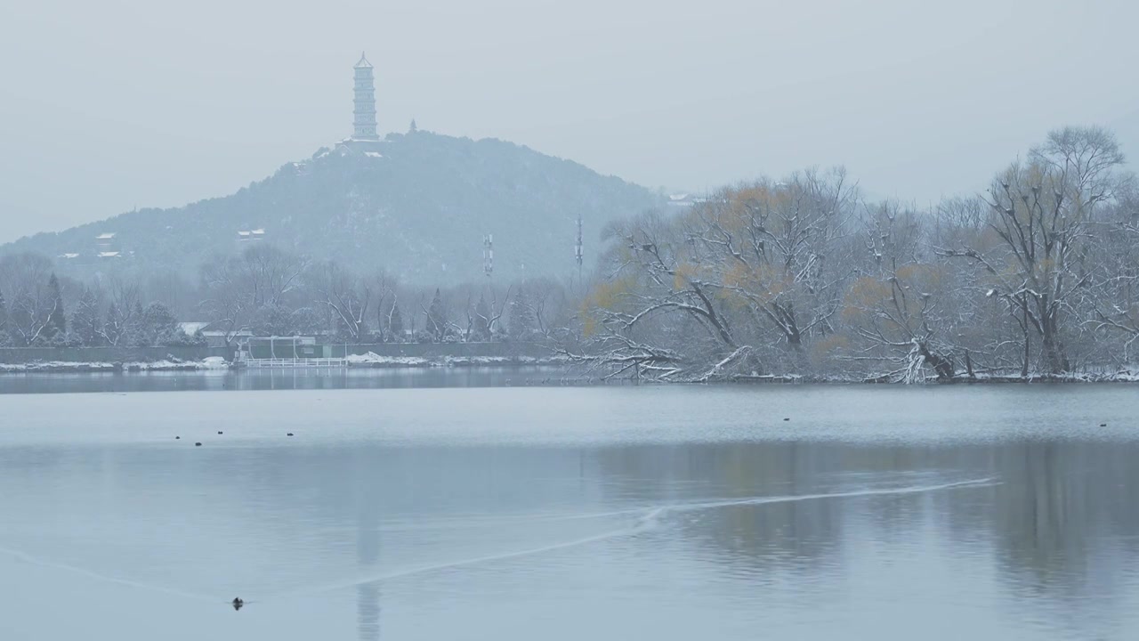 升格拍摄北京颐和园冬季雪景视频素材