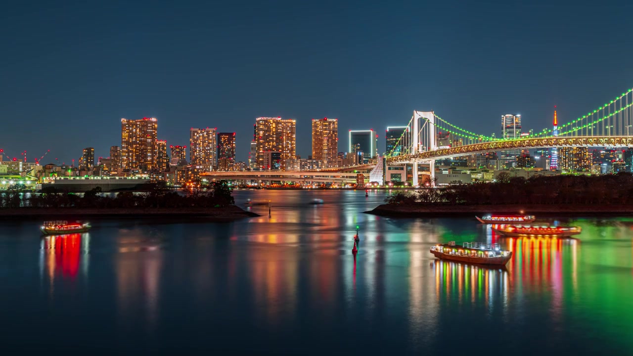 东京彩虹大桥夜景延时视频素材