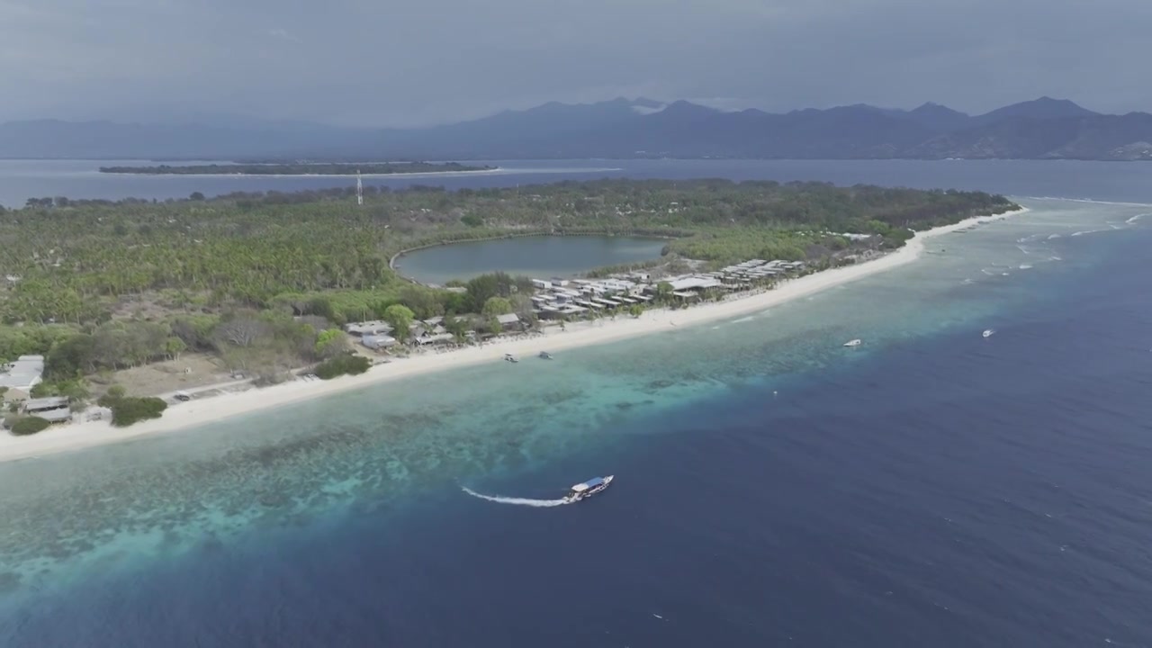 HDR印尼吉利群岛美诺岛屿海滨自然风光视频素材