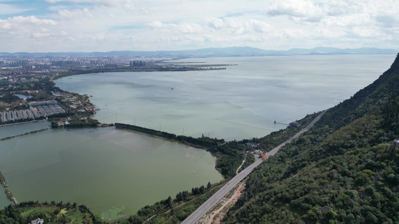 云南省昆明市昆明西山森林公园晴天航拍视角美丽风景视频素材