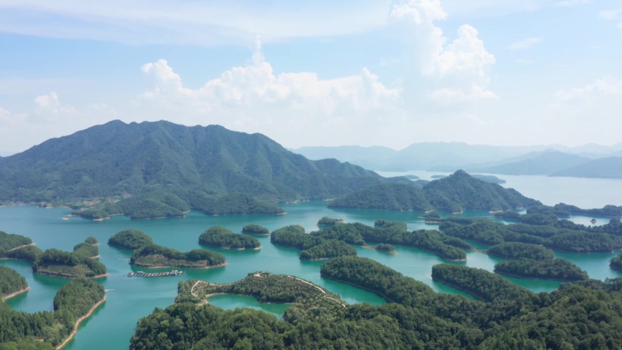 航拍杭州千岛湖视频素材