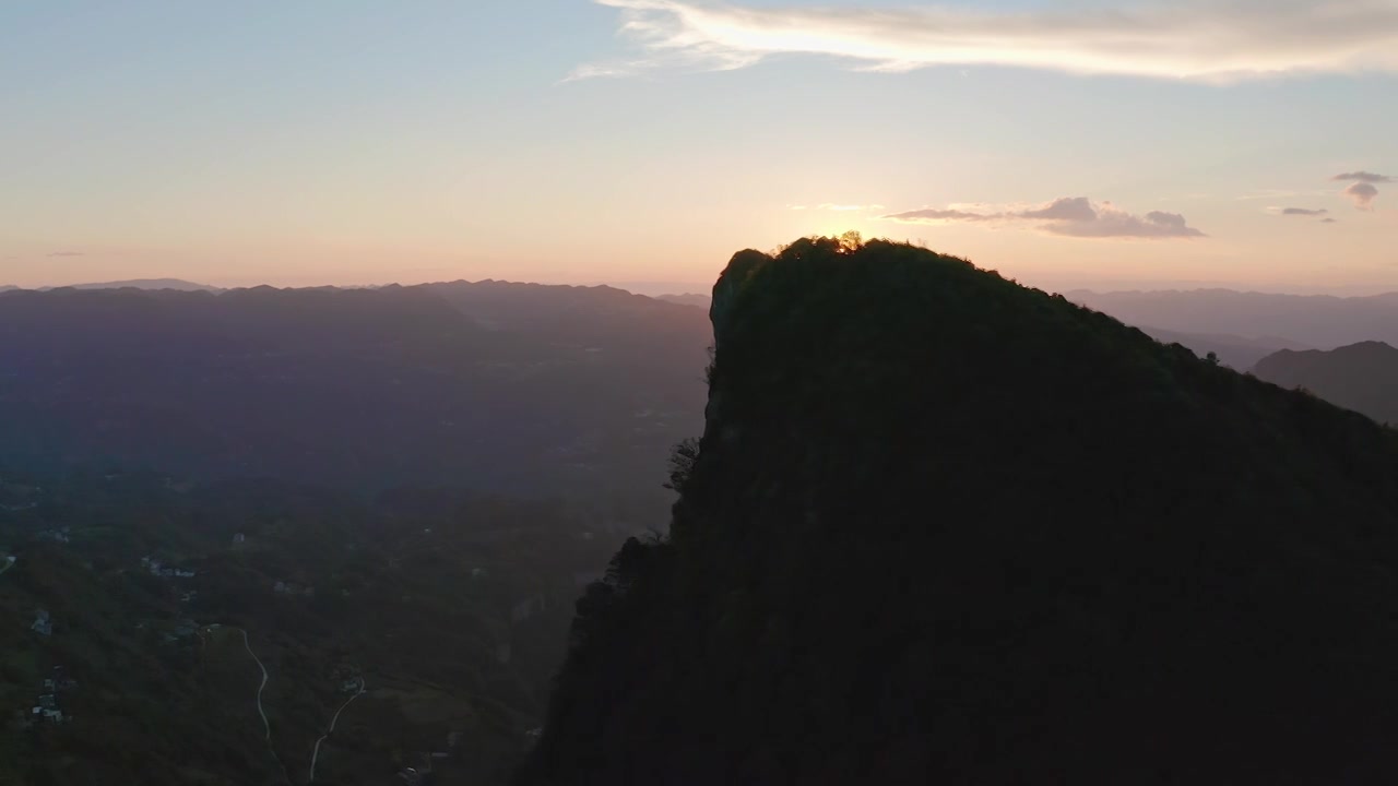 航拍高山夕阳视频素材