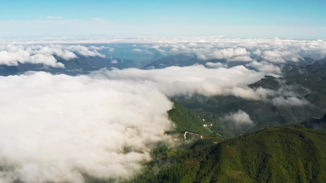 4k航拍高山峡谷云海视频素材