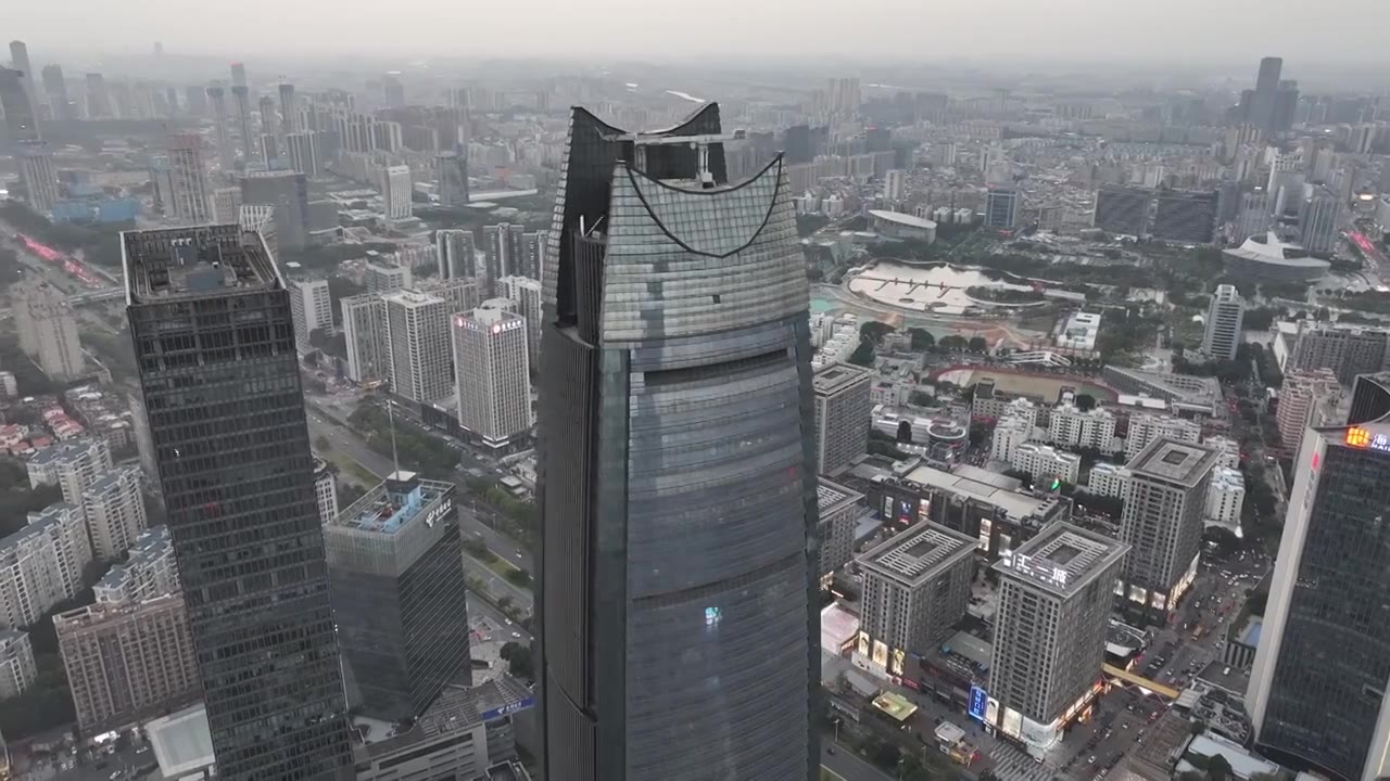 广东省东莞市地标民盈国贸中心环球经贸中心航拍视频素材