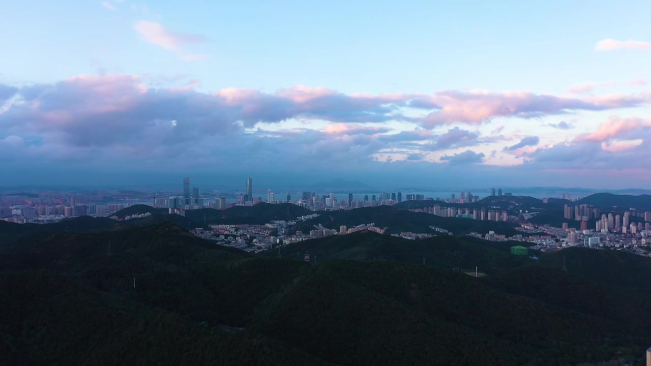 大连城市山海航拍大景空镜群山海湾海岸视频素材