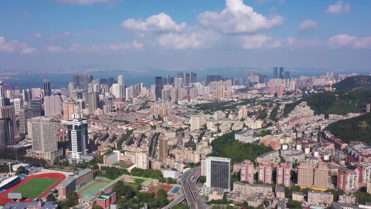 大连城市中心航拍中山区东港CDB大景空镜视频素材