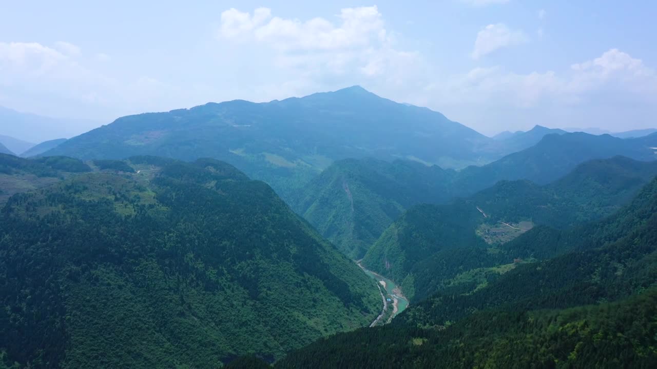 4k航拍大山山脊山脉视频下载