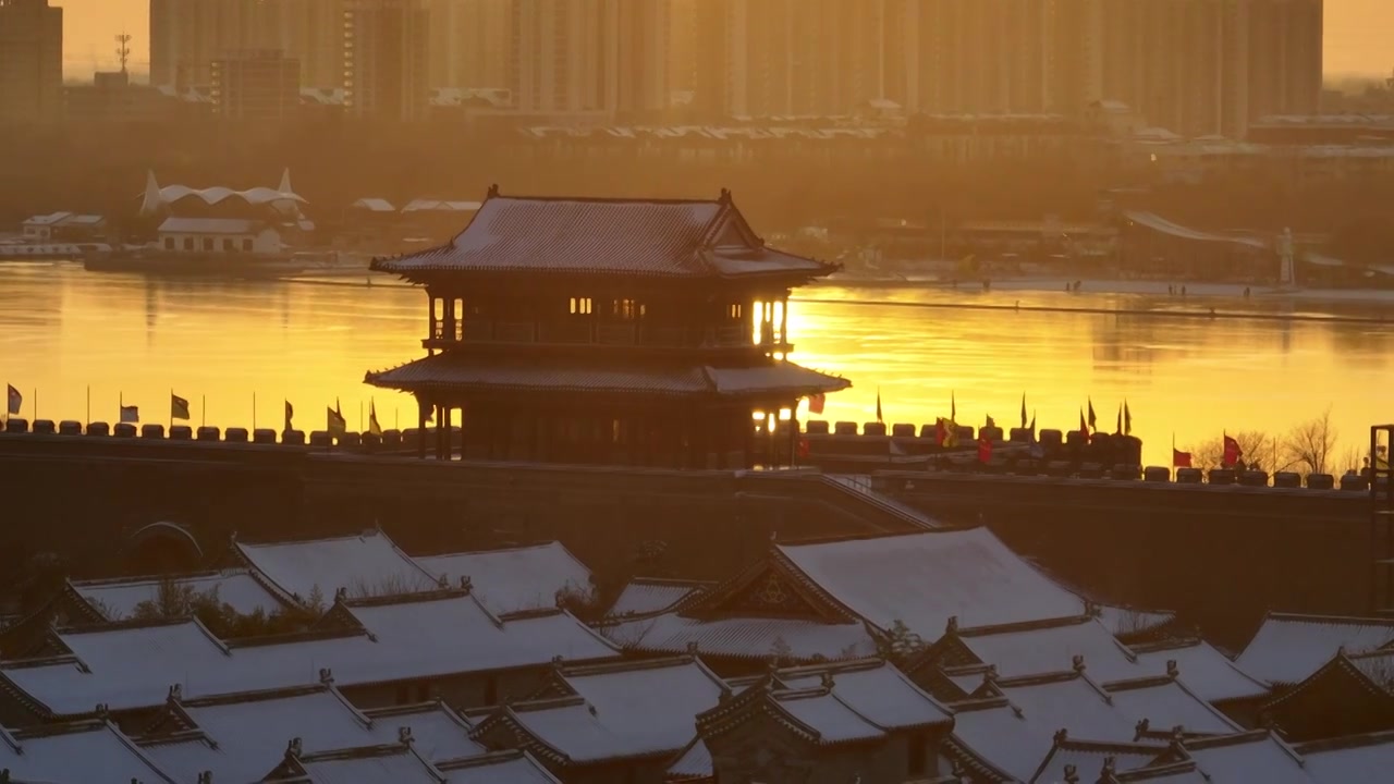 雪后的东昌湖聊城水上古城+山东省聊城市东昌府区东昌湖风景区视频素材