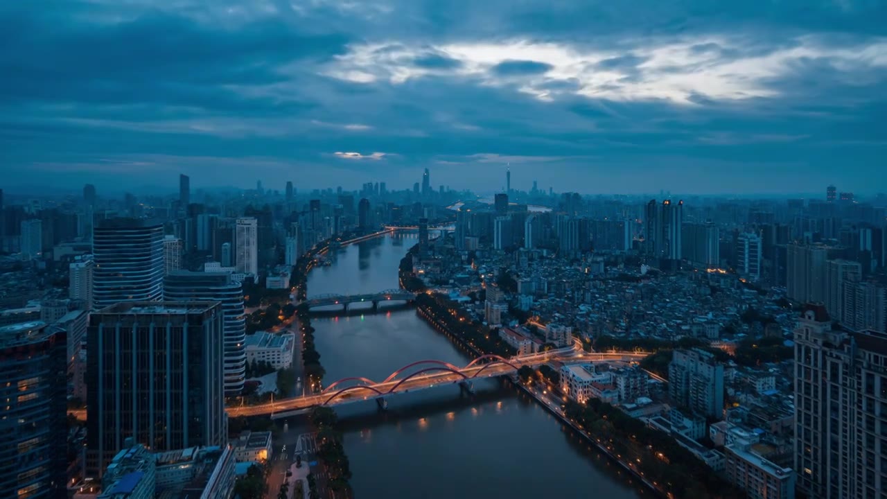 广州珠江和珠江新城的日出视频素材