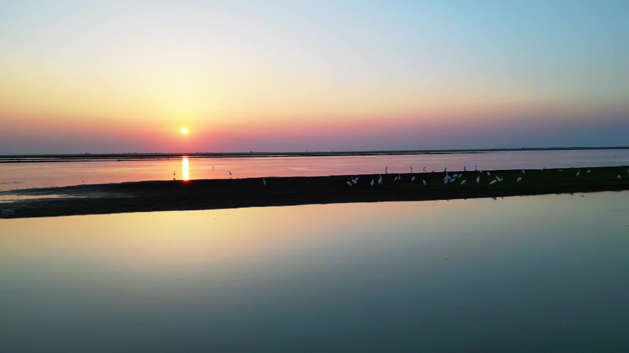 鄱阳湖日出 波光湖面视频素材