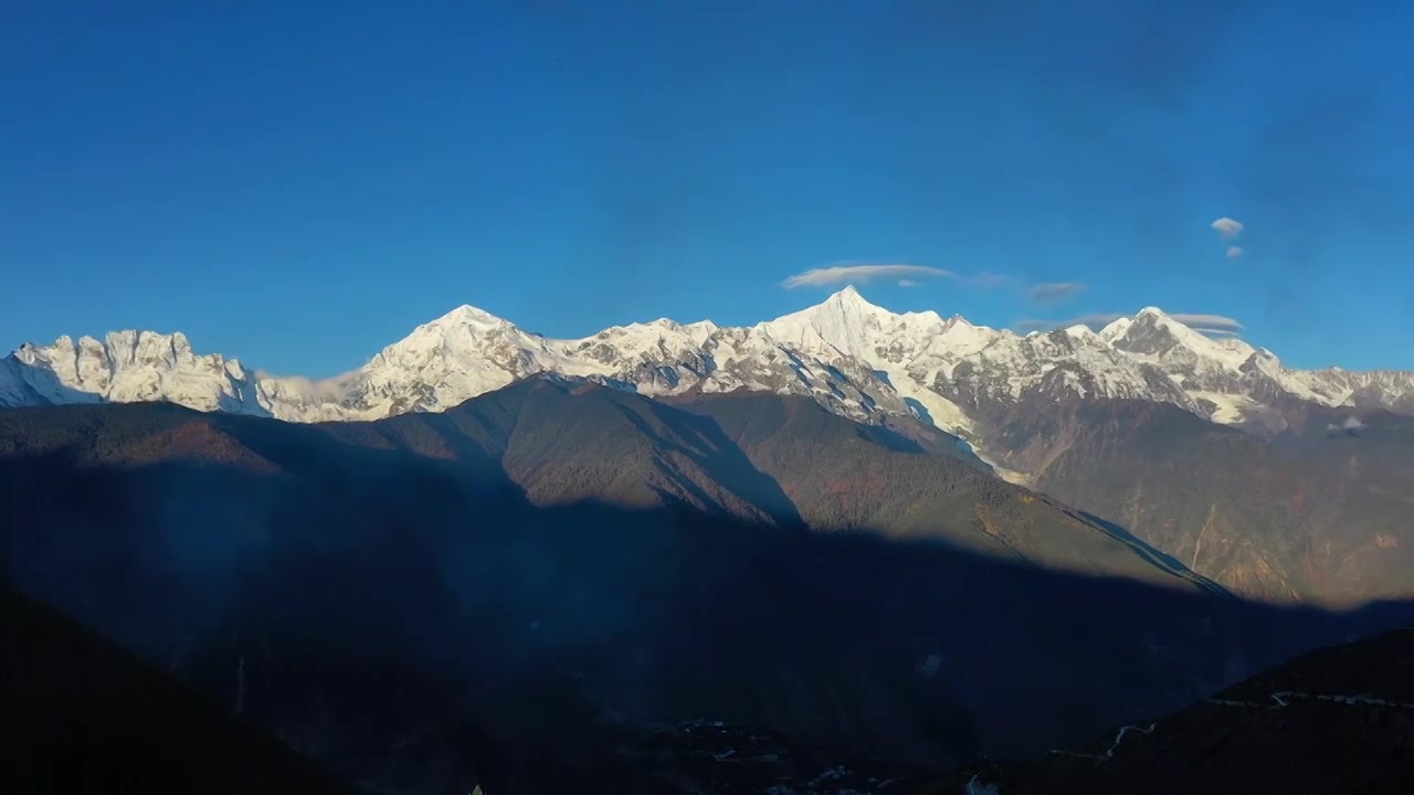 梅里雪山风光视频下载