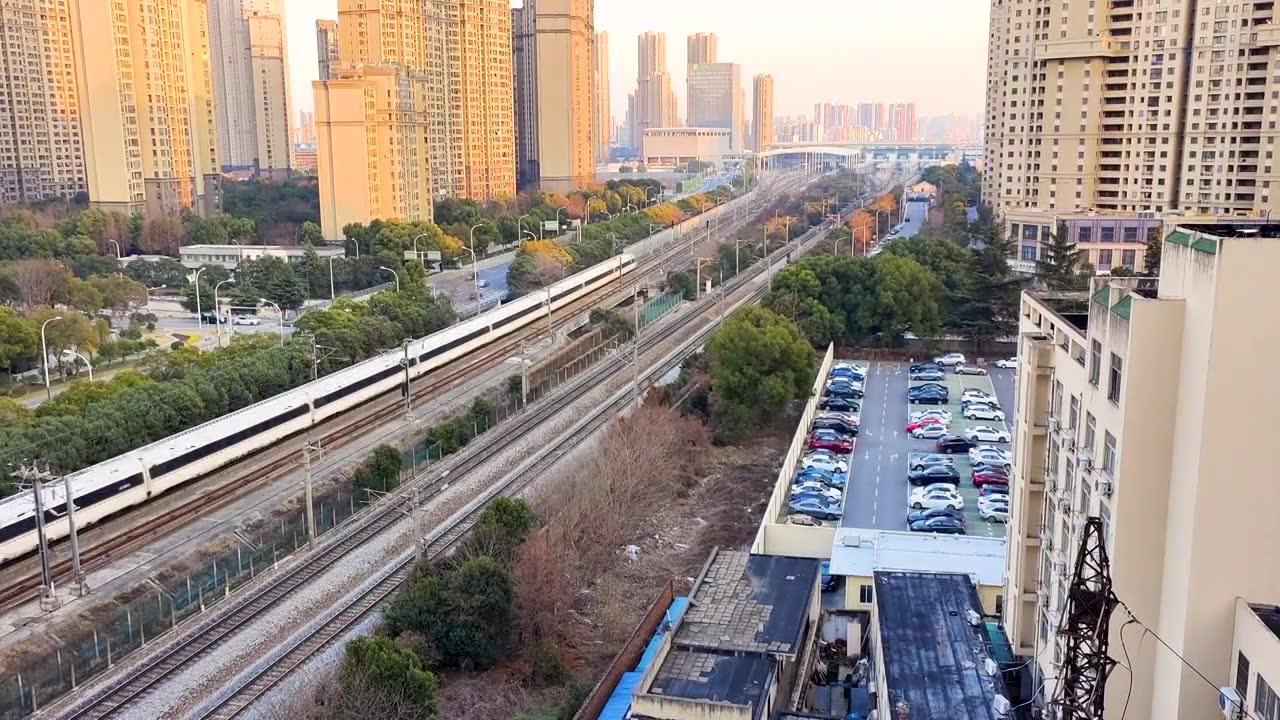 江苏省无锡市火车站京沪高铁运输画面视频素材