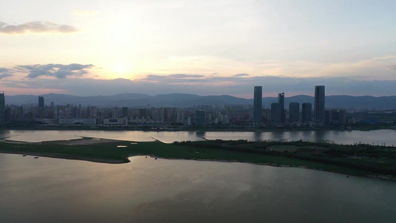 航拍南昌市红谷滩城市建筑风景视频素材