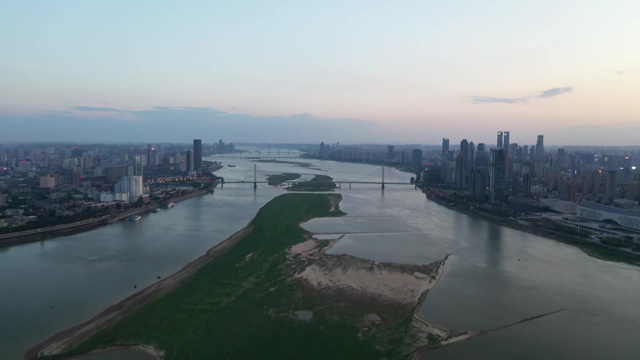 江西省南昌市红谷滩一江两岸城市风景视频素材