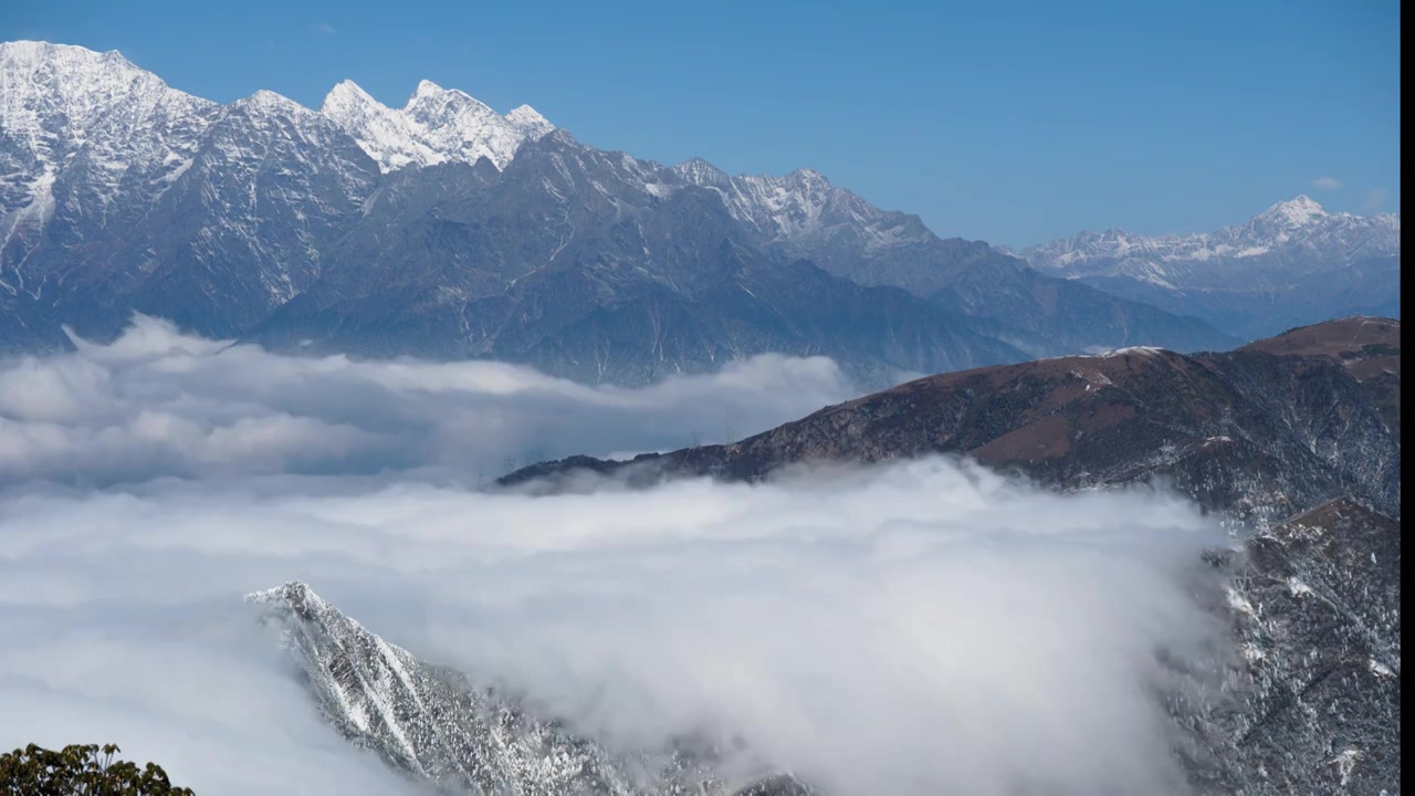 雪山云海视频素材