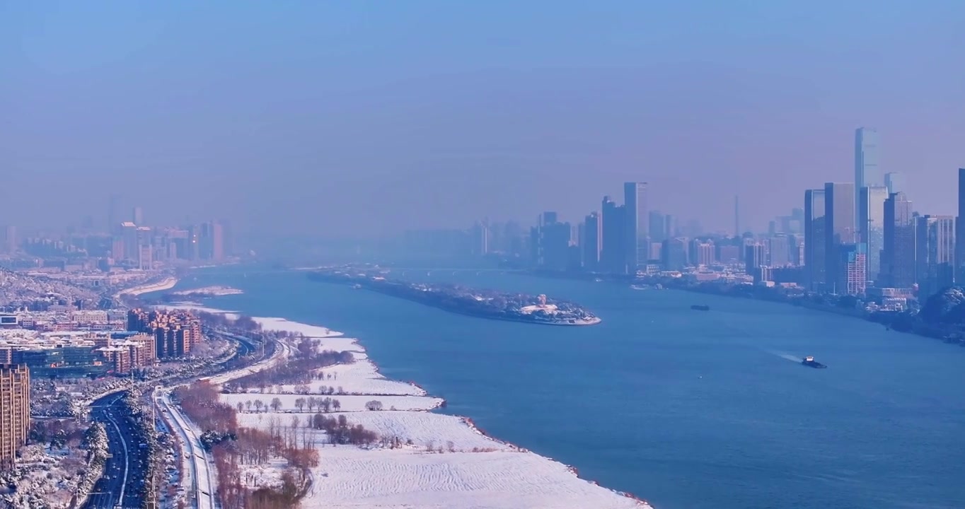 4k长沙橘子洲雪景航拍视频素材