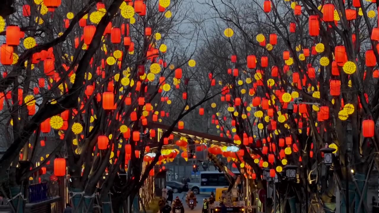 北京石景山模式口过年灯光秀视频素材