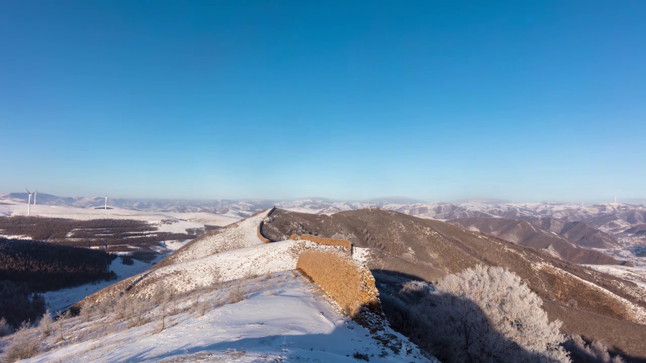 河北张家口独石口长城雪景日出城墙雾凇夜转日延时摄影视频下载