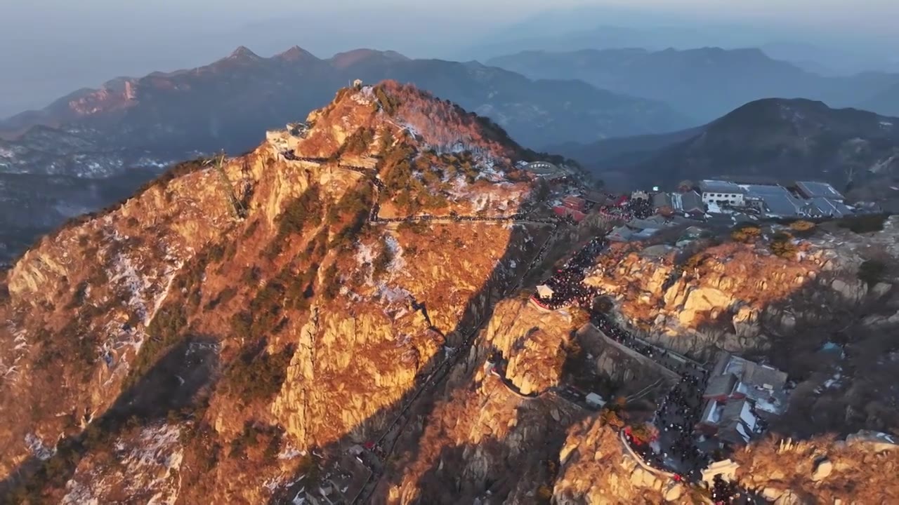 龙年泰山 国泰民安视频素材