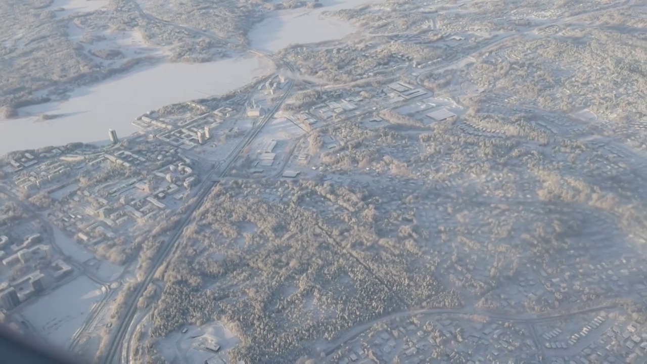 雪覆盖的城市全景视频素材