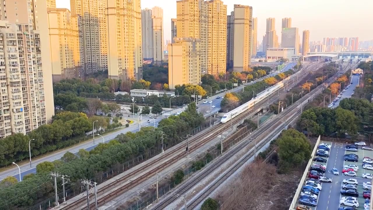 江苏省无锡市火车站京沪高铁运输画面视频素材