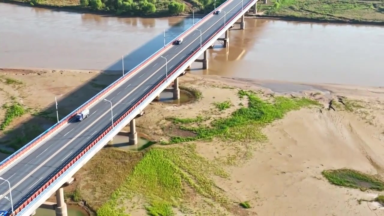 航拍郑州黄河公路大桥视频素材